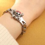 One-Piece-Luffy-Logo-Bracelet-Straw-Hat-Pirate-Group-Male-and-Female-Couple-Bracelet-Metal-Skull37